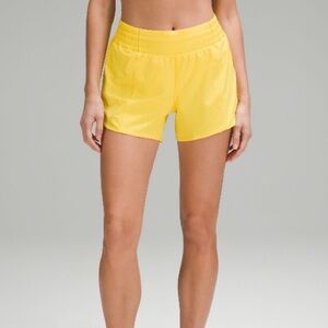 Hotty Hot High-Rise Lined Shorts 4” - Size 8